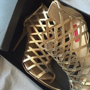 RED Saks Fifth Avenue Cage Heels - Gold - 8.5